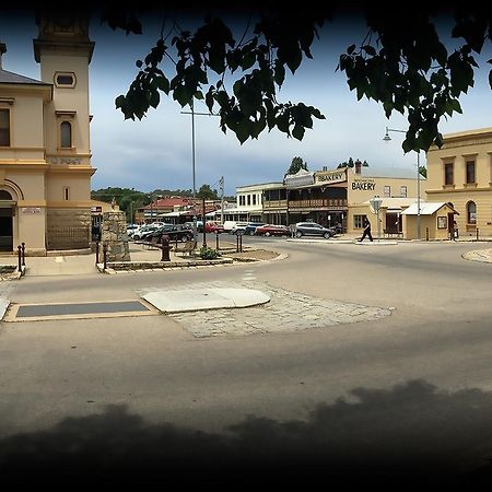 Bed and Breakfast The Graces Beechworth Esterno foto