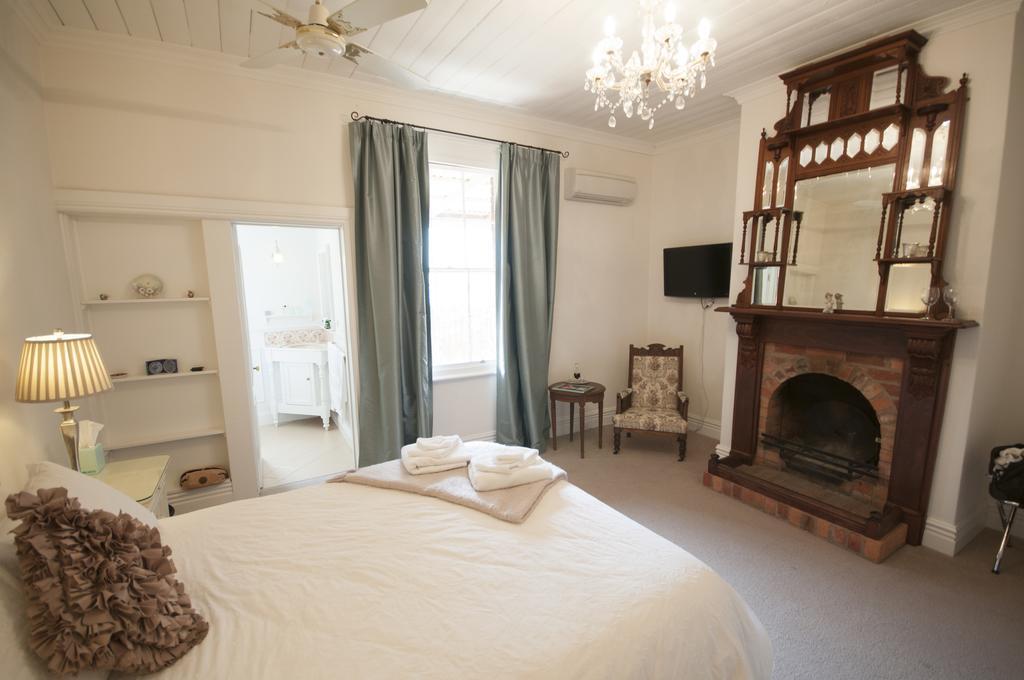 Bed and Breakfast The Graces Beechworth Esterno foto