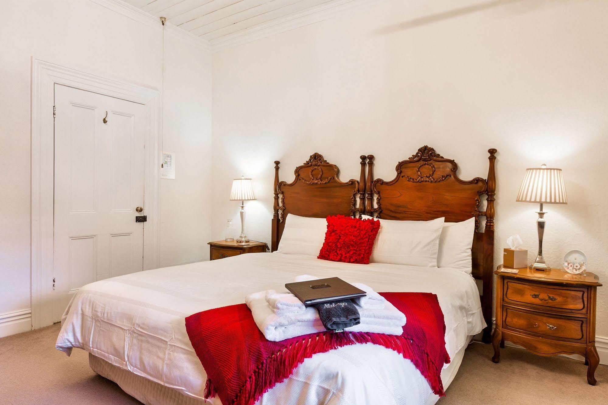 Bed and Breakfast The Graces Beechworth Esterno foto